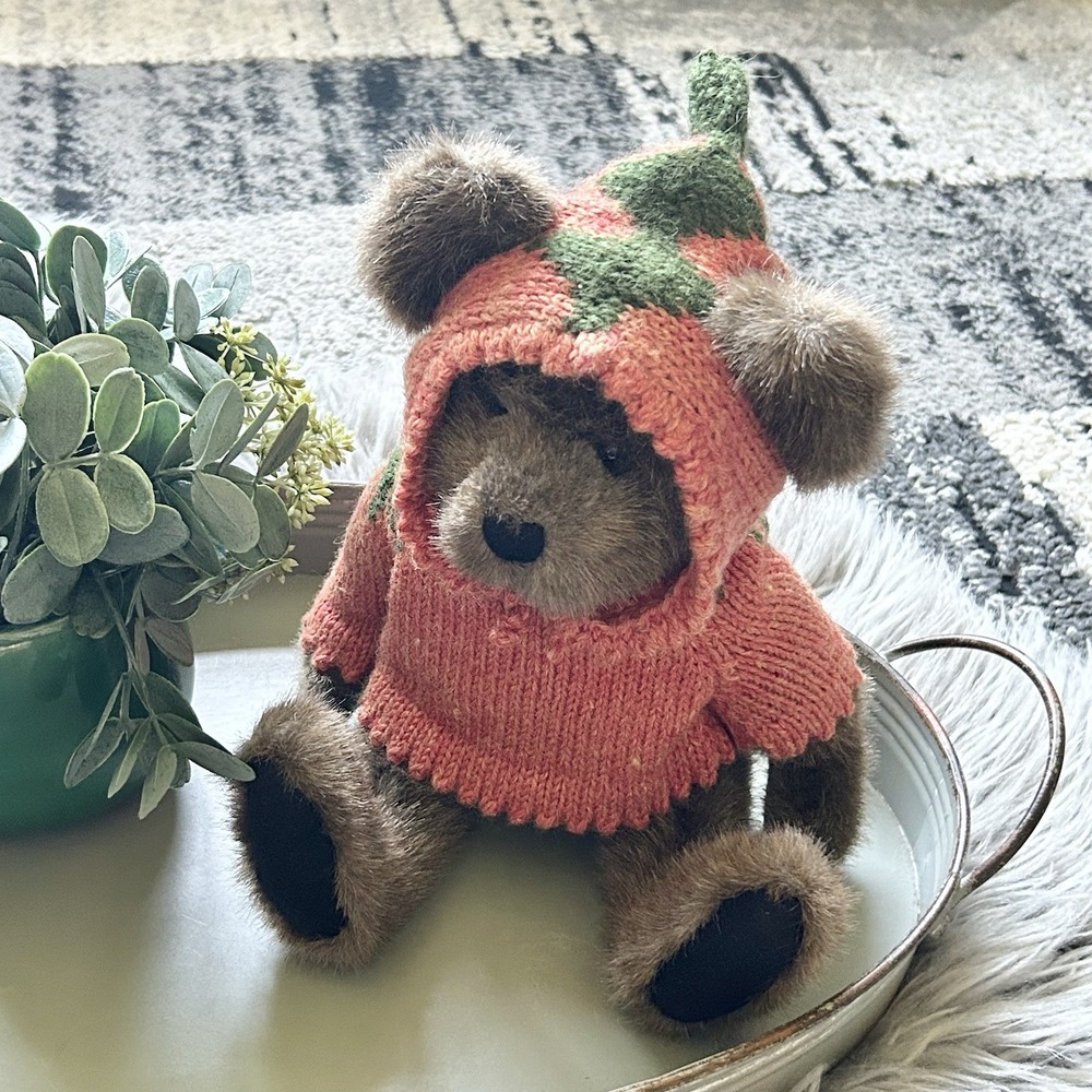 Boyds Bears Plush Jointed "Fetchen P Patch" Pumpkin Hat Orange Sweater Halloween